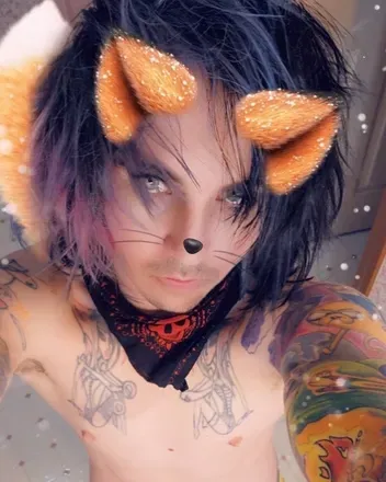 OnlyFans cuenta aeshich420 avatar 1