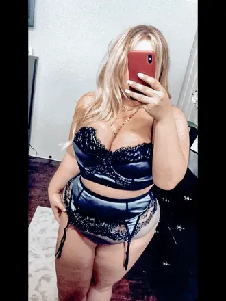 OnlyFans account  southernhotwife avatar 1