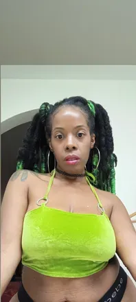 OnlyFans account  sashaphatmakeupfashion avatar 1