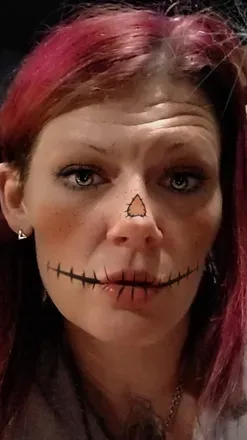 OnlyFans account  stayinyourlayne header 2