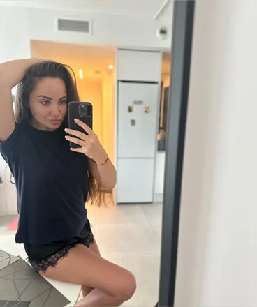 OnlyFans account  maybe_maria header 2