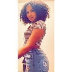 OnlyFans cuenta curlyyhairdivaa avatar 1