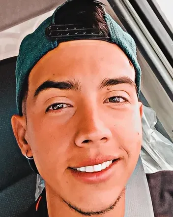 OnlyFans cuenta andrewbrhaz header 2