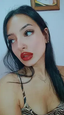OnlyFans cuenta yamiixxx header 2