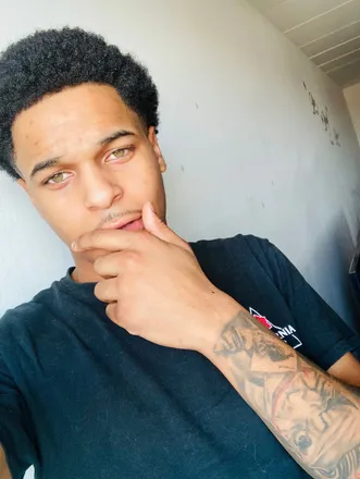 OnlyFans account  twin.21 header 2