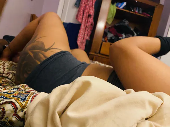 OnlyFans cuenta connieallure header 2