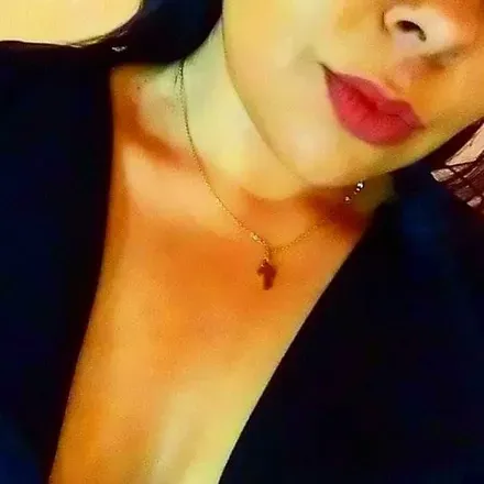OnlyFans account  itzsel avatar 1