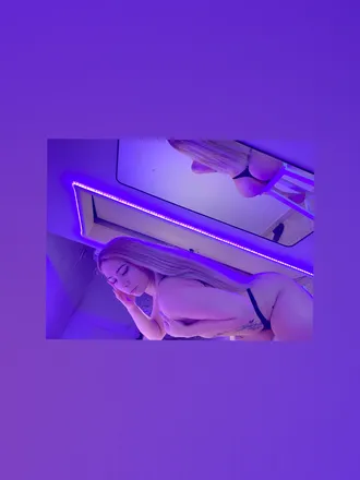OnlyFans cuenta luna_var header 2