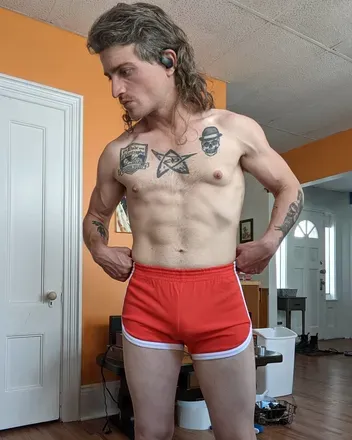 OnlyFans cuenta auntiechrist13 avatar 1