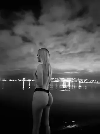 OnlyFans account  babyem10 header 2