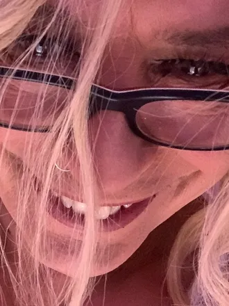 OnlyFans cuenta angelscarlettblack header 2