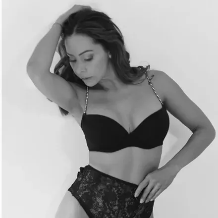 OnlyFans cuenta ava.collins avatar 1