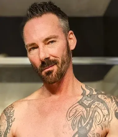 OnlyFans cuenta naughtywithmikel avatar 1