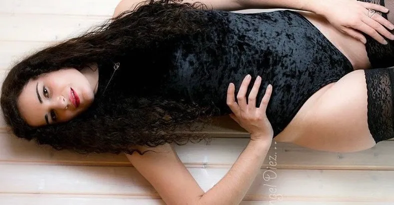 OnlyFans cuenta cristinaamor header 2