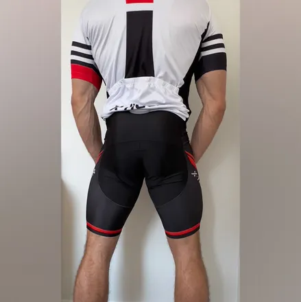 OnlyFans cuenta biwcyclist header 2