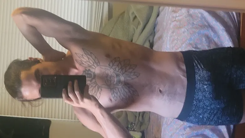 OnlyFans cuenta klauslaless header 2