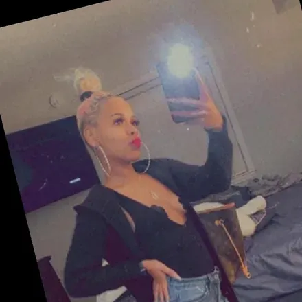 OnlyFans cuenta freakarika header 2