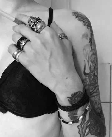 OnlyFans cuenta krawalliersdelikt avatar 1