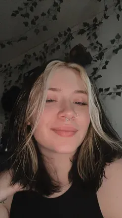 OnlyFans account  princessbreena avatar 1