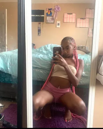OnlyFans cuenta naughtyplaygurl header 2