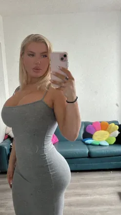 OnlyFans cuenta zoeybrooks23 avatar 1