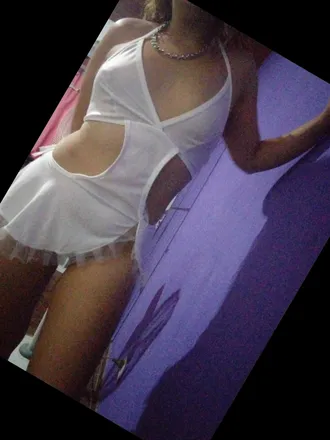 OnlyFans cuenta hungrypeacher header 2