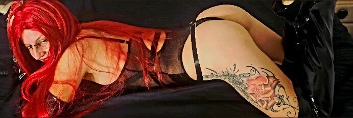 OnlyFans cuenta crystalmary001free header 2