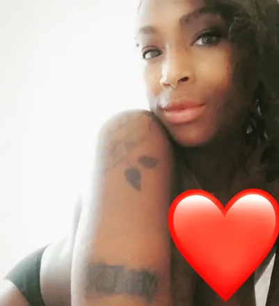 OnlyFans cuenta nia_long32 header 2