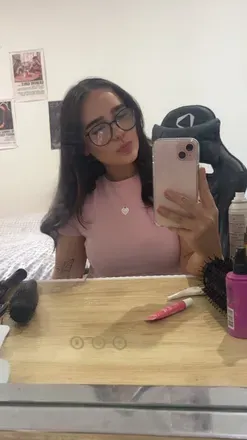 OnlyFans account  allymay2004 avatar 1