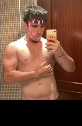 OnlyFans cuenta mmmmmmm4 avatar 1
