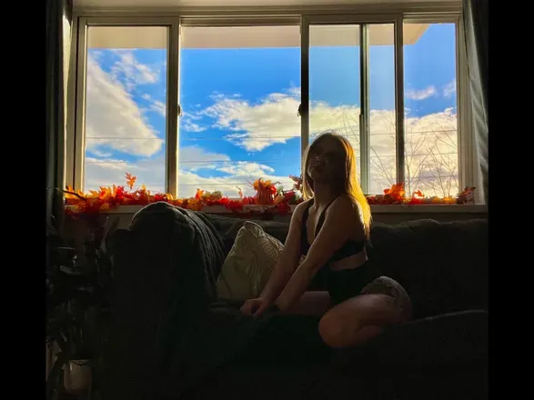 OnlyFans cuenta mattiie header 2