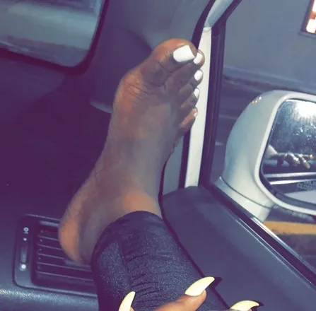 OnlyFans cuenta solefullyyours_ header 2