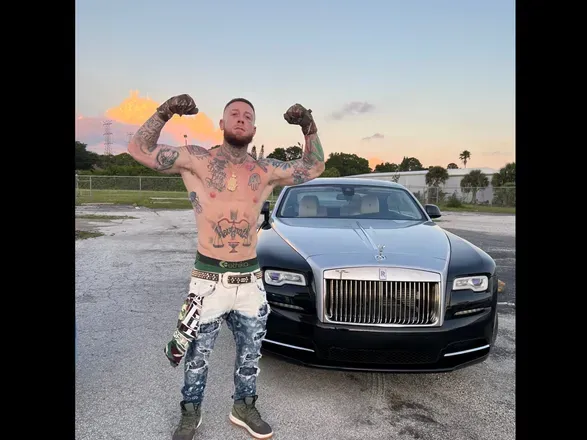 OnlyFans cuenta hustlegodxxx header 2
