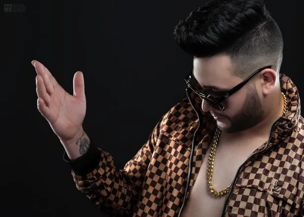 OnlyFans cuenta autentikofficial header 2