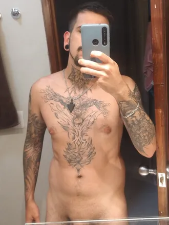 OnlyFans cuenta facuualbaa header 2