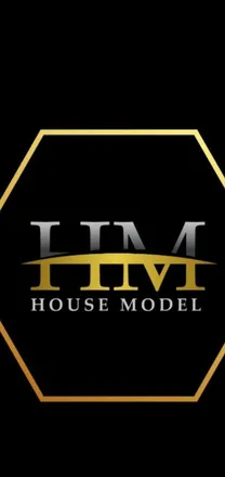 OnlyFans account  house.model header 2