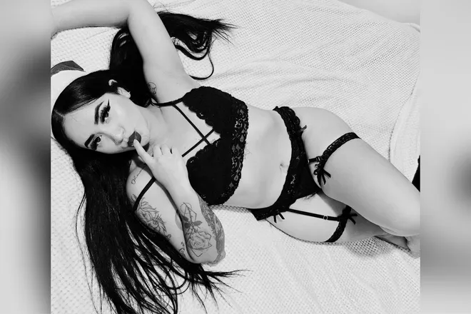 OnlyFans cuenta sweet_naia header 2