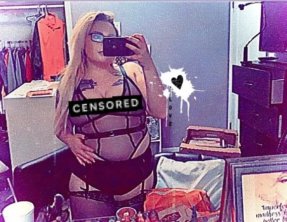 OnlyFans account  hannahh.19xx avatar 1