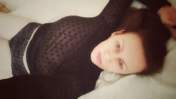 OnlyFans cuenta angelalovefree header 2