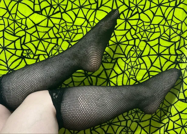 OnlyFans cuenta shyesolez header 2