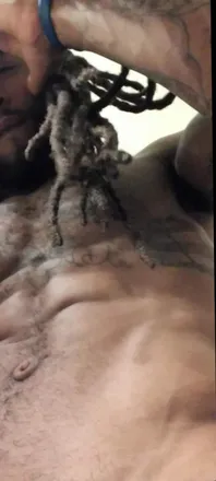 OnlyFans cuenta dontphuccinmove header 1