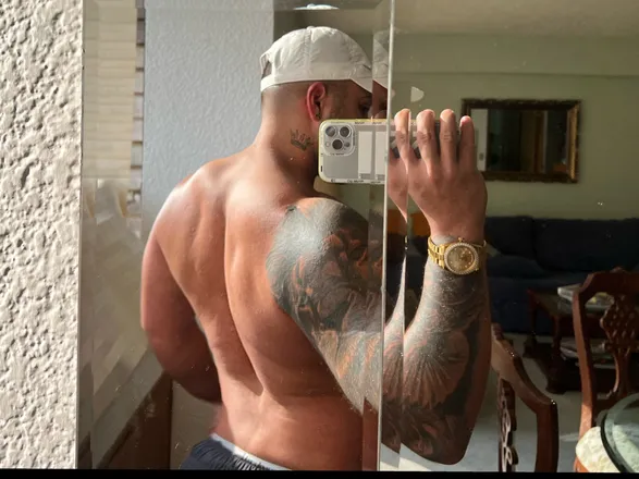 OnlyFans cuenta cjvas header 2