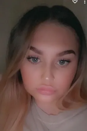 OnlyFans cuenta monnie33 header 2