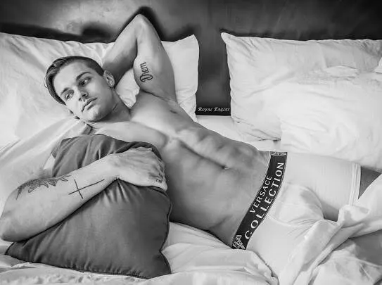OnlyFans cuenta outlawfitblake header 2