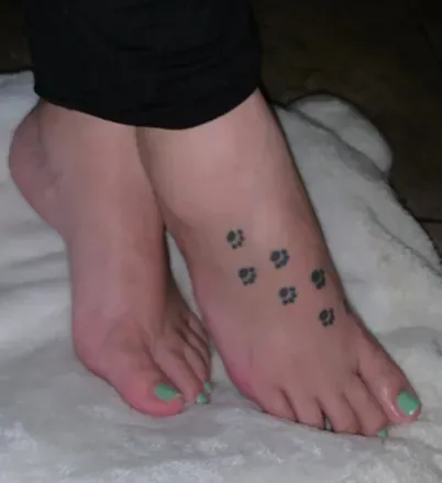 OnlyFans cuenta softsugarfeet header 2