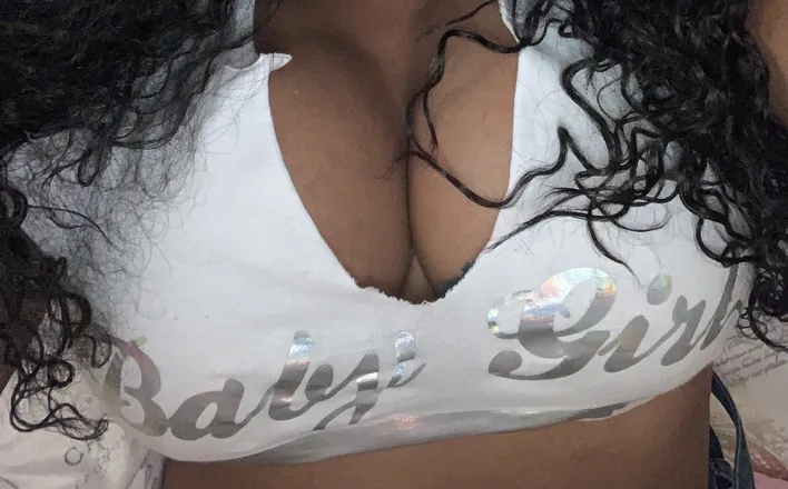 OnlyFans cuenta pinkpeach4u header 2