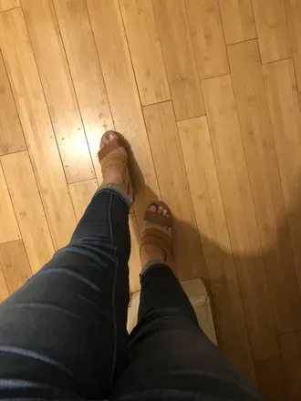 OnlyFans cuenta bethforrest18 header 2