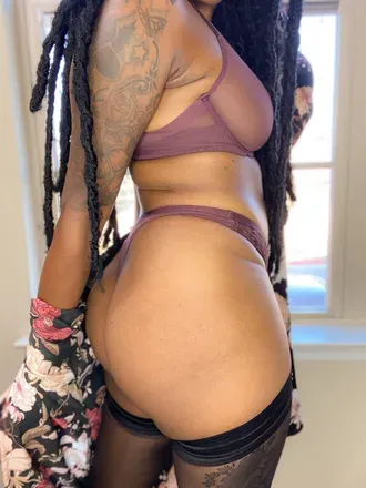 OnlyFans cuenta rominaafrolatina avatar 1