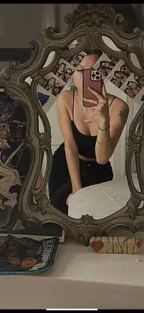 OnlyFans cuenta badbnearyou header 2