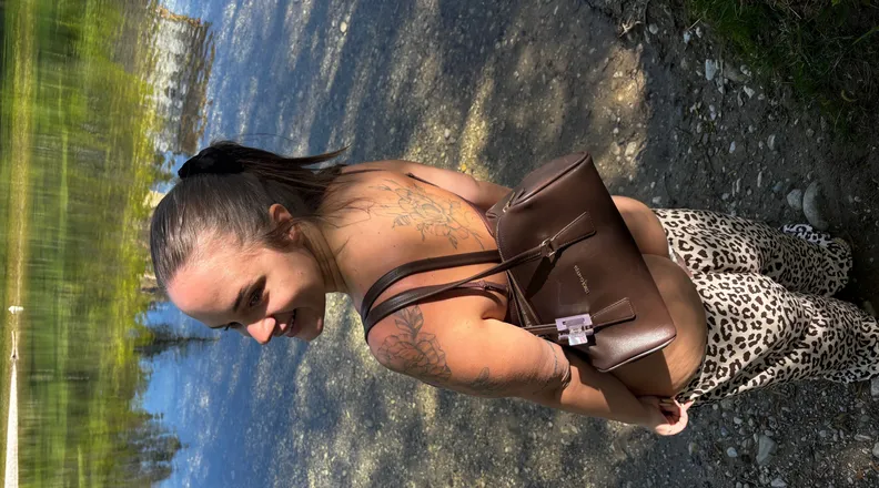OnlyFans cuenta vanessaxvalentina_free header 2